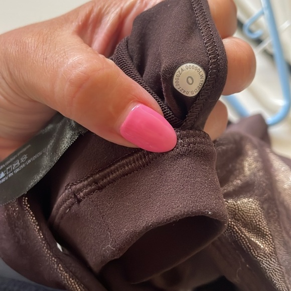 Lululemon Size 0 Metallic Shimmery Brown Tank Bra - Picture 6 of 8